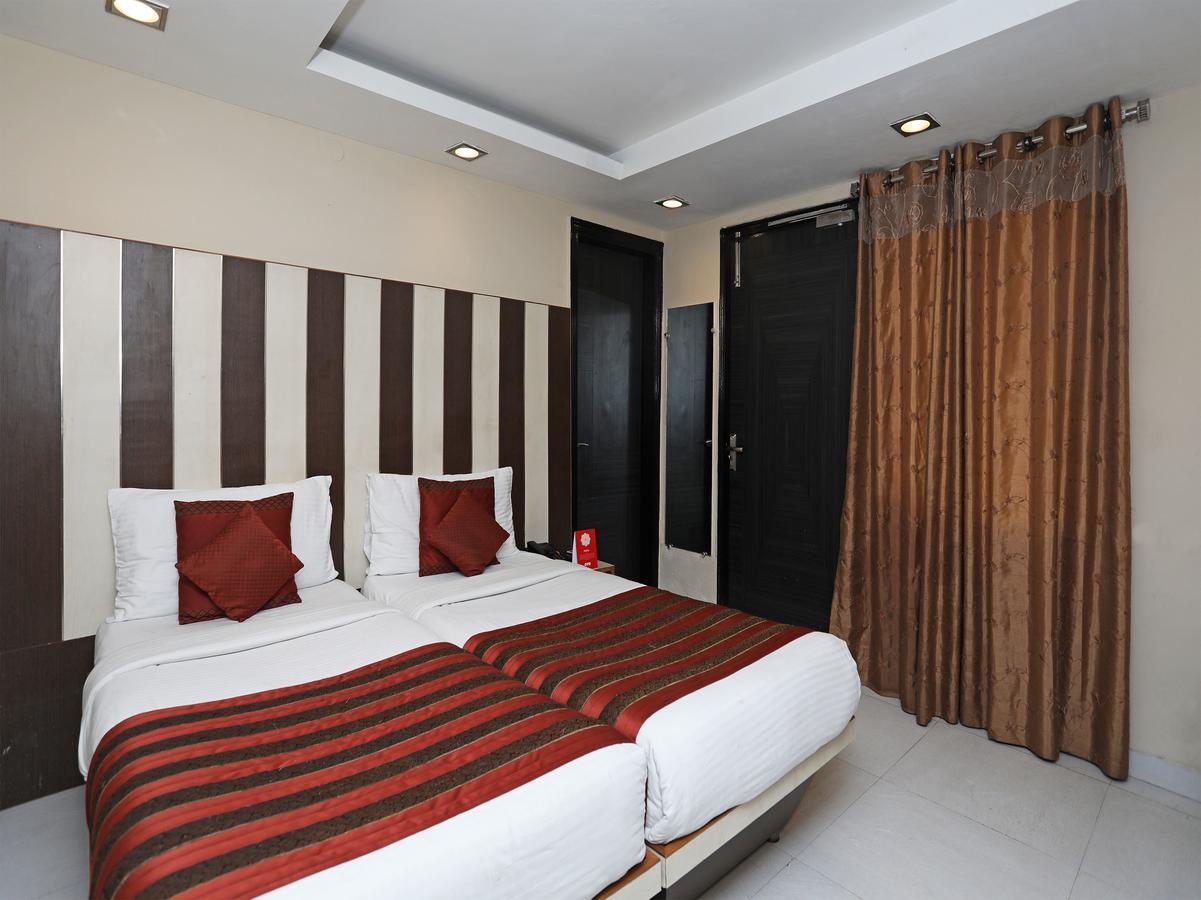 Hotel Balsons Continental Neu-Delhi Exterior foto