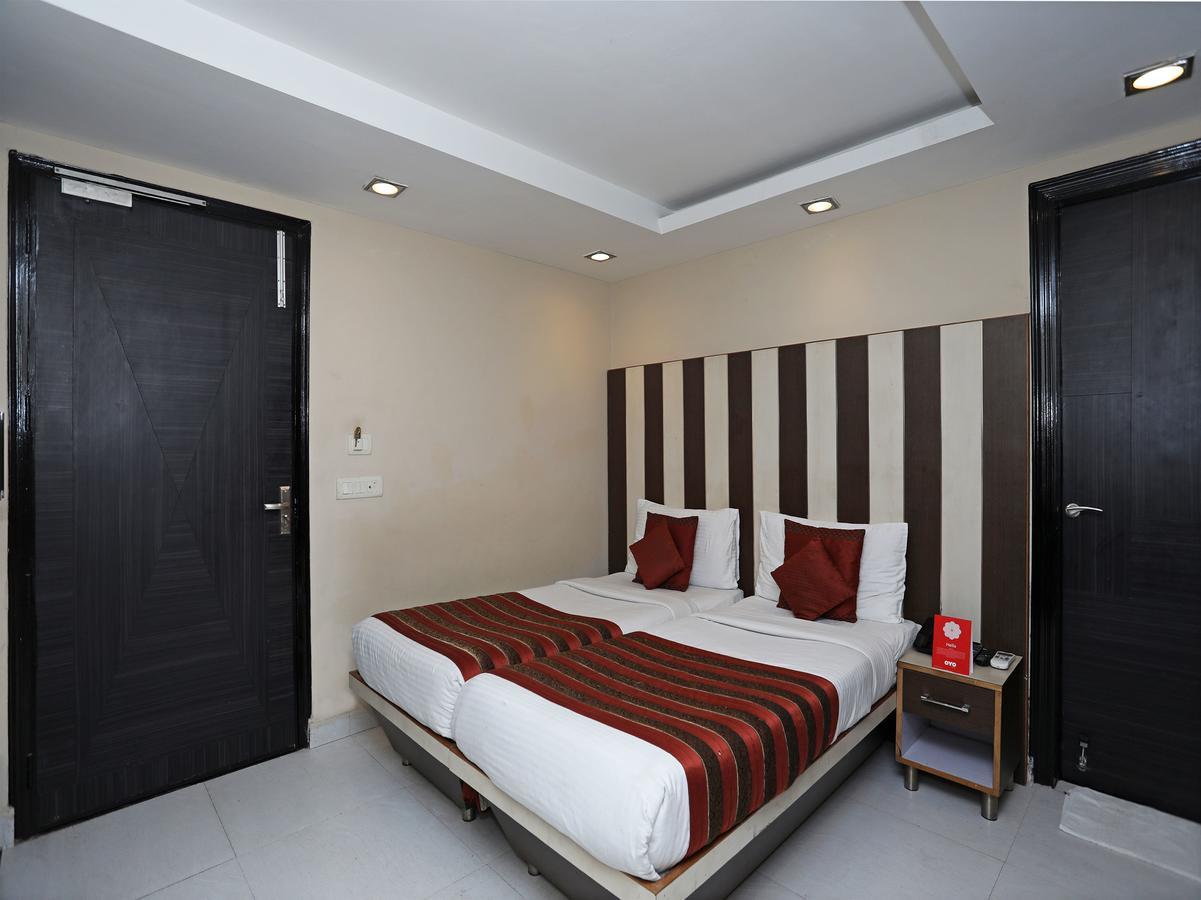 Hotel Balsons Continental Neu-Delhi Exterior foto